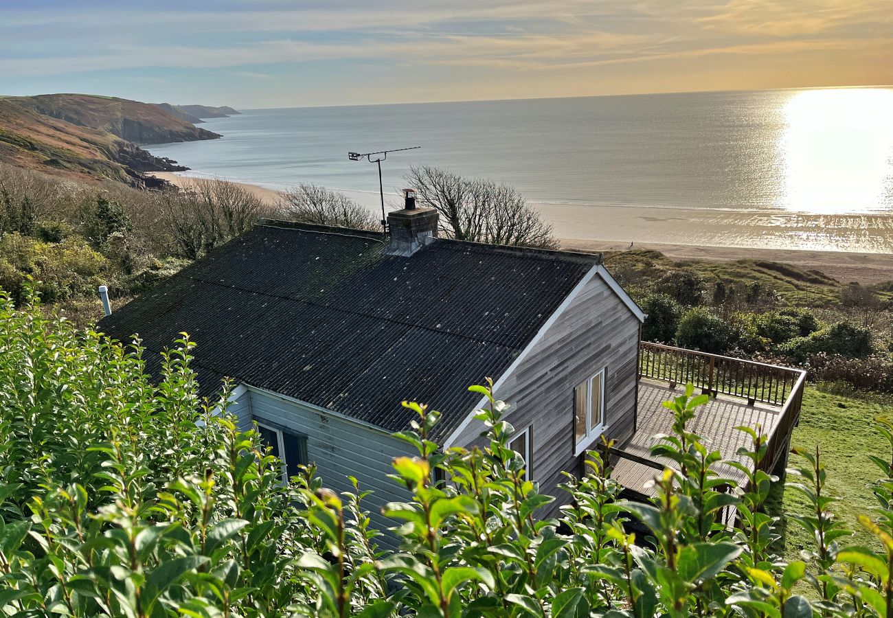 Bungalow in Freshwater East - Beach Cove