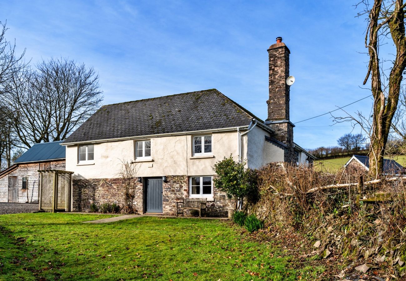 Cottage in Molland - Whitley