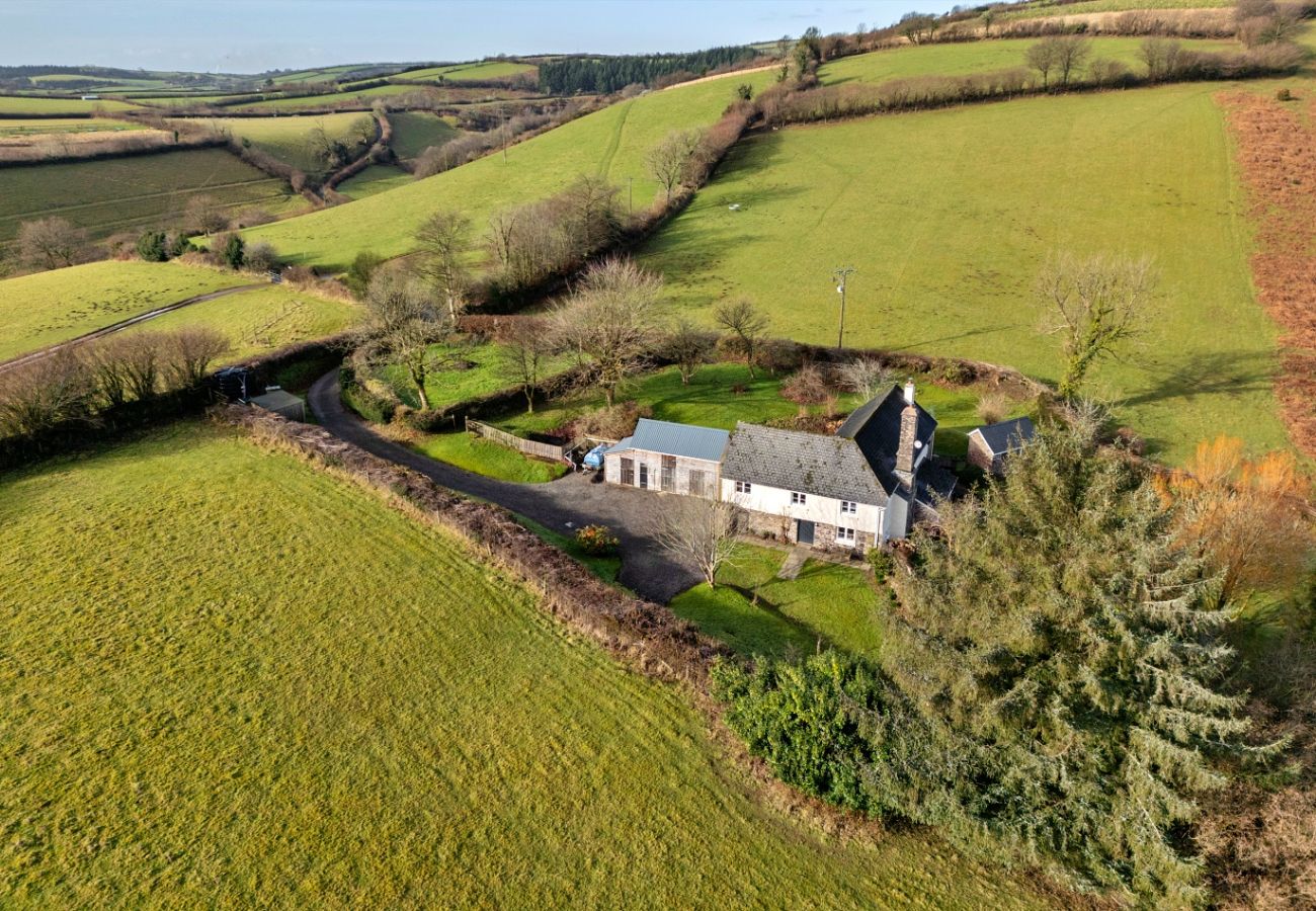 Cottage in Molland - Whitley